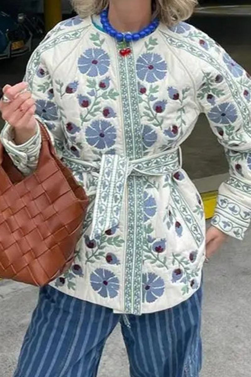 Hania | Floral Embroidery Jacket