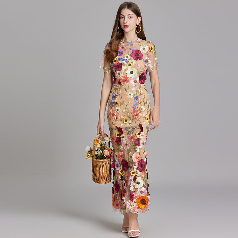 Alba | Elegant Sleeveless Embroidered Women's Maxi Dress