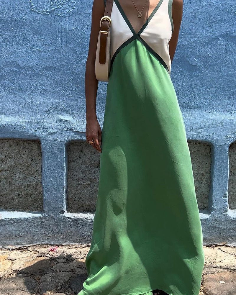 Vienne | Chic V-neck Dress