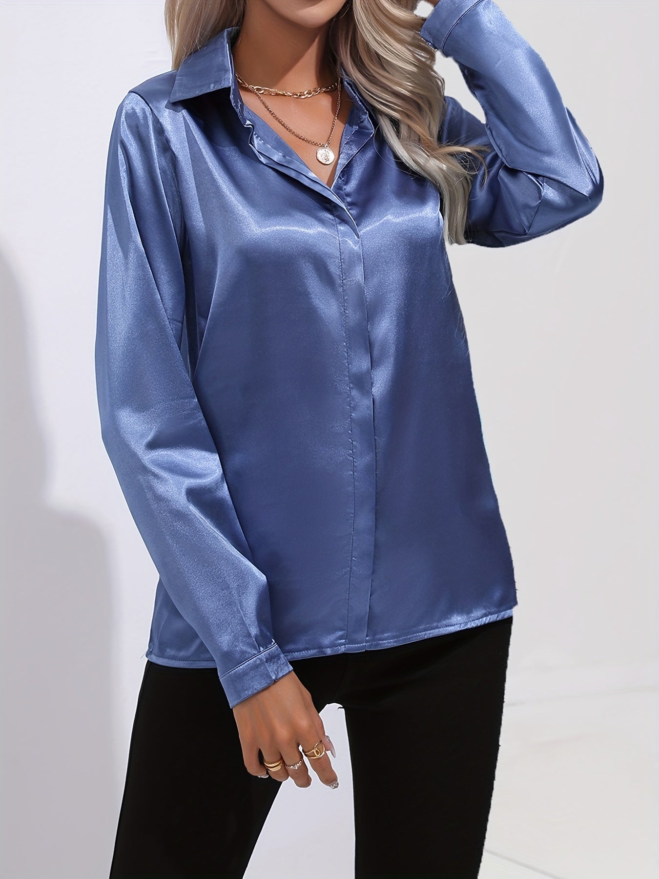 Dulcinea | Elegant Satin Blouse