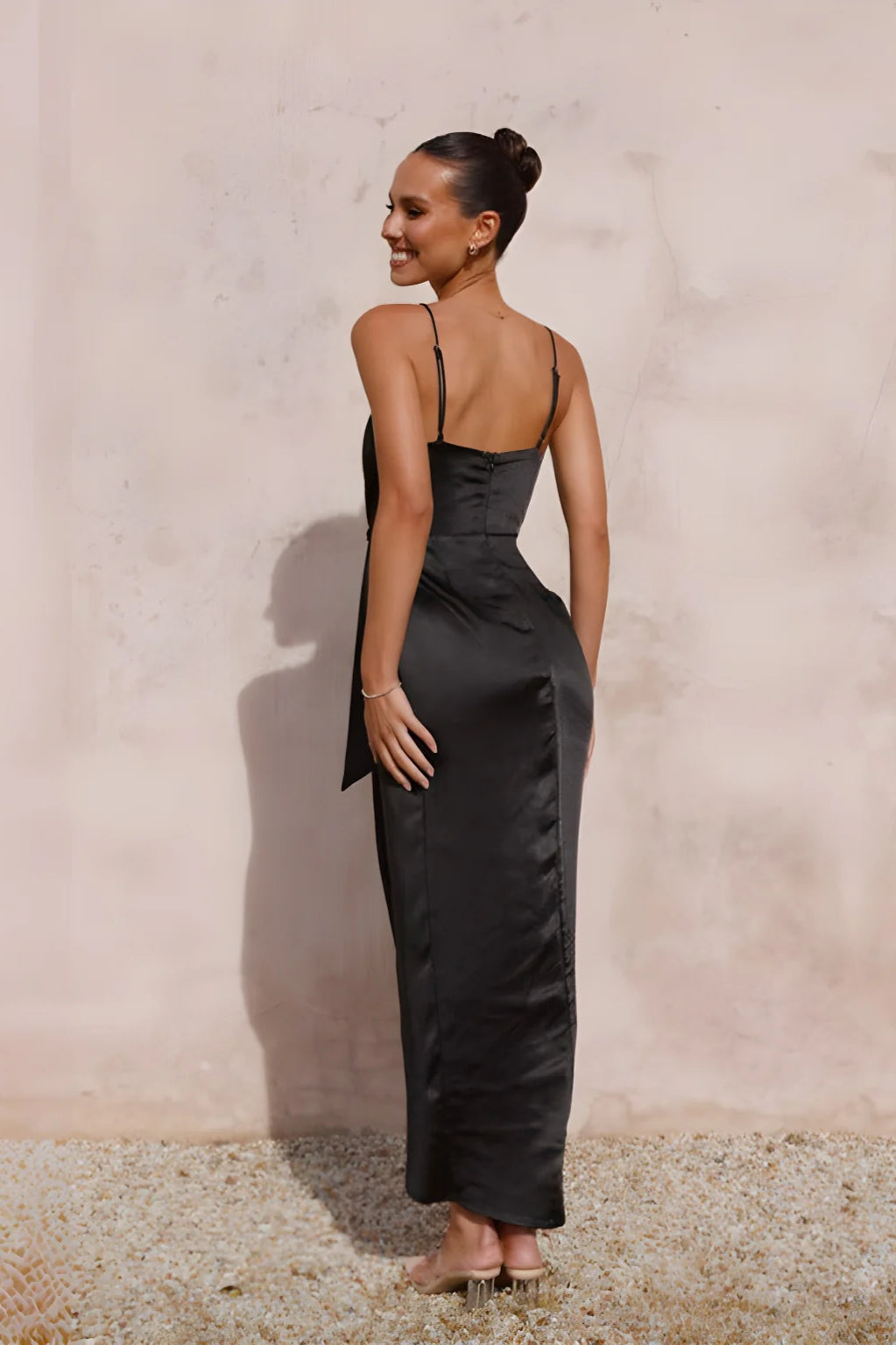 Reverie | Sleeveless V-Neck Dress