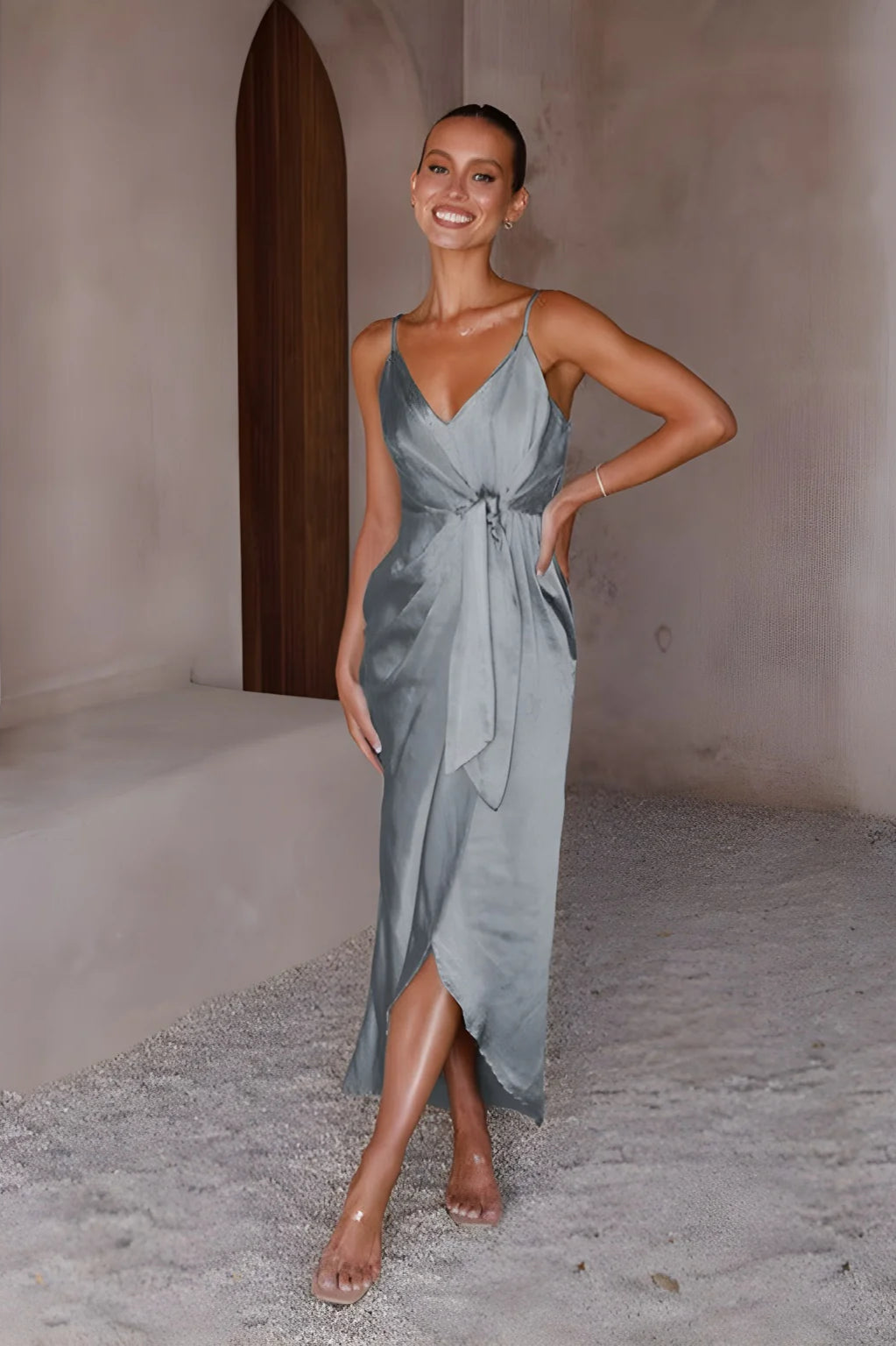 Reverie | Sleeveless V-Neck Dress