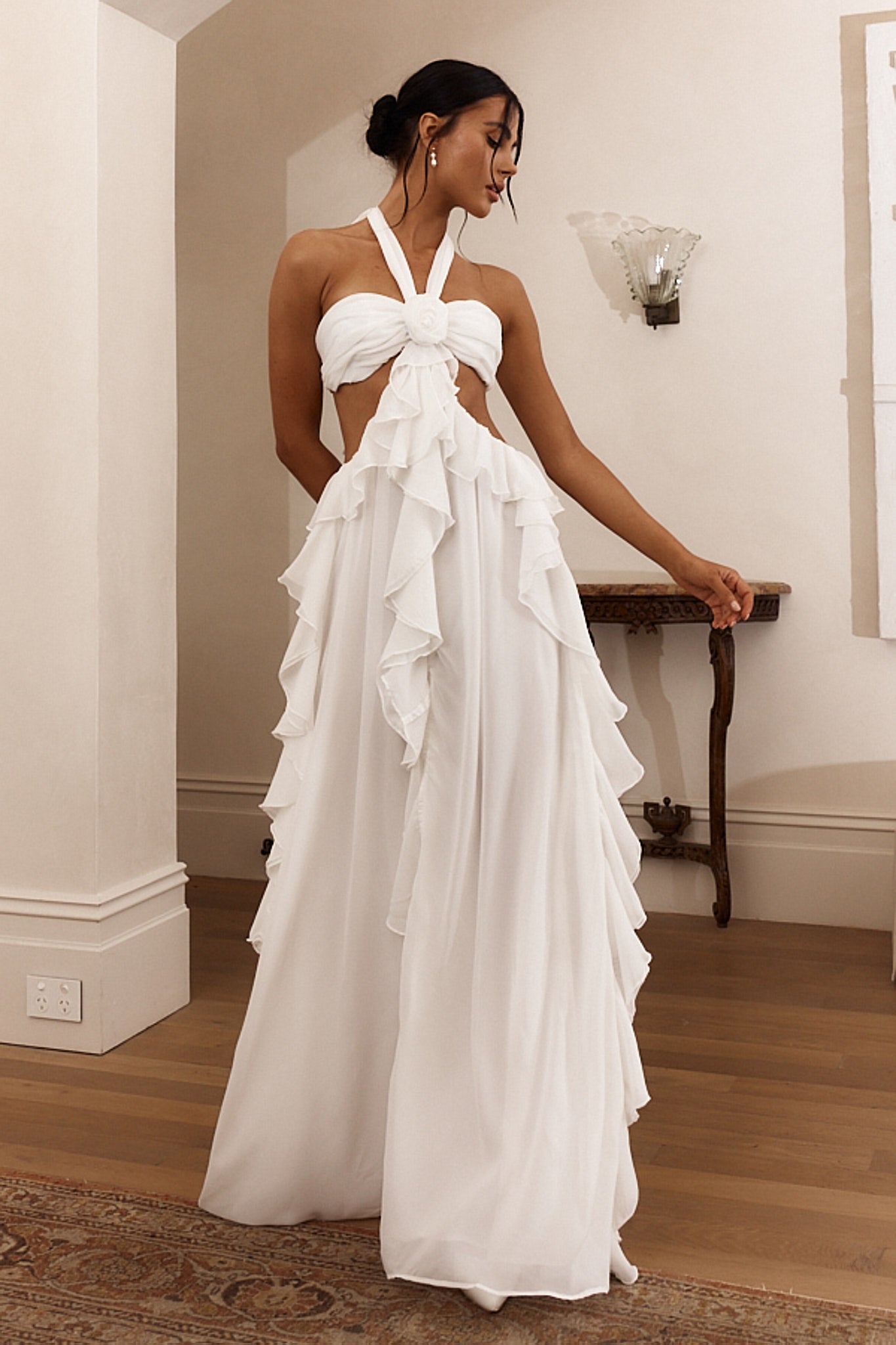 Claribel | Women's Ruffled Halterneck Cut-Out Elegant Maxi Dress